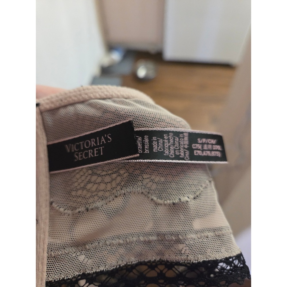 Victoria's Secret Black Lace Bralette Corset Back Strappy Bralette Small S - Picture 3 of 5